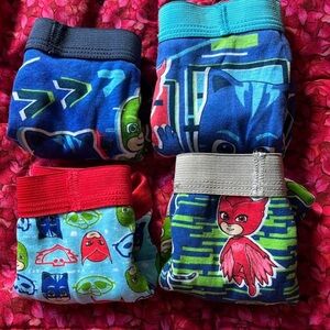 Set of four size 4T underwear with elastic waist​